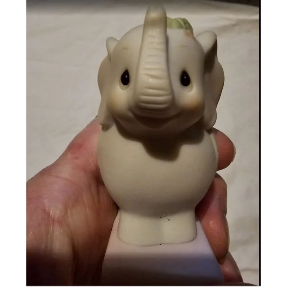 Precious Moments Elephant Christmas Train Ornament May Your Xmas Be Gigantic